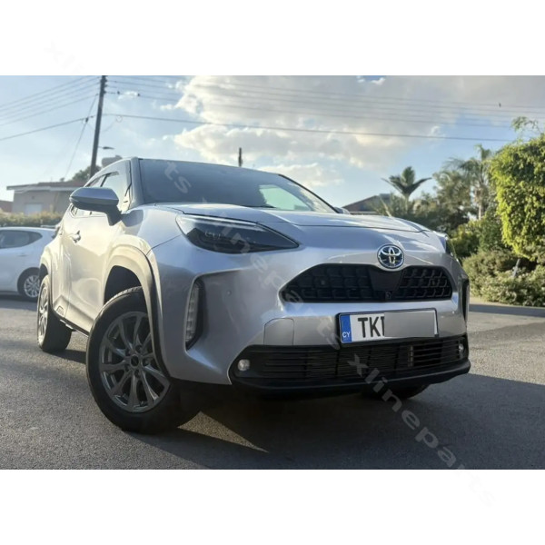 Used Car Toyota Yaris Cross 1.6L (2023) silver